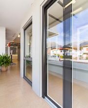 Studio Finstral Belluno - finestre, porte d'ingresso, pareti vetrate immagine 7