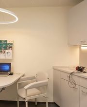 dienstzimmer-amavita-apotheke-köniz