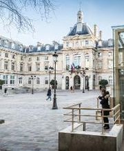 ascenseur du parking Mairie du 15ème à Paris