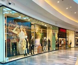 GUESS imagen 1