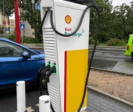 Shell Recharge Charging Station Bild 2