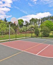 Barrington Park Apartments image 10