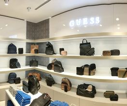 GUESS imagen 3