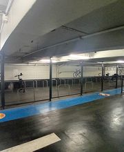 Saemes Parking George V image 1