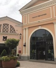 Tommy Hilfiger Outlet immagine 1