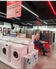 DARTY Lunel image 14