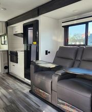 Interstate RV Sales & Service Inc. image 8