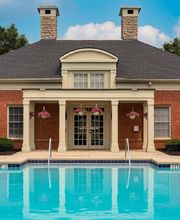 Alexander Court image 9