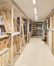 Mr.Bricolage Versailles image 9