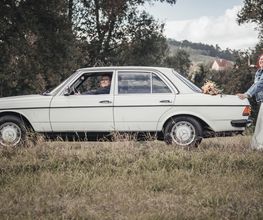 Hochzeitsfotografie-mit-Auto-Klick-Moment-Fotografie-Gera-Zwoetzen.jpg