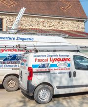 Lyaouanc Père et Fils image 18