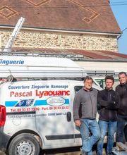 Lyaouanc Père et Fils image 17