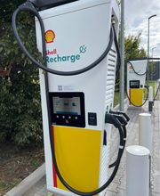 Shell Recharge Charging Station Bild 3