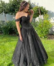 LAFANTA Brautmode & Dark Couture Bild 2