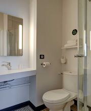 B&B HOTEL Reims Tinqueux image 7