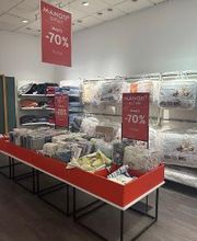 Manor Outlet Morges Bild 1