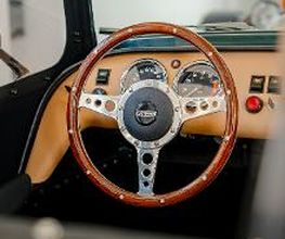 Concessionaria Gino Caterham immagine 10