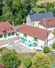 LE CLOS POLI image 8