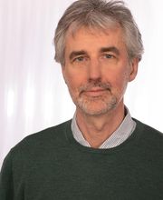 Zahnarzt Bernhard Hares Bild 1