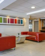 B&B HOTEL Nîmes Ville Active image 1