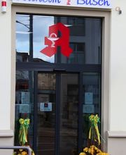Aussenansicht der Wilhelm-Busch-Apotheke am Neumarkt