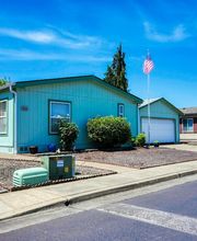 Foxfield Manufactured Home Community image 15