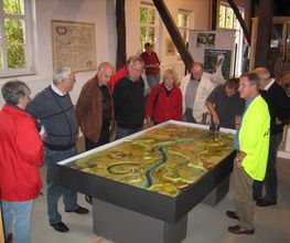 Im Elbe-Landmuseum am Hochwassermodell