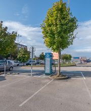 EVzen Station de recharge Tavaux Bricoman