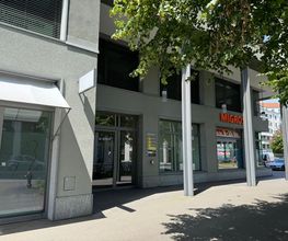 Hausarzt am Rapidplatz - Dr. med. Barbara Baumgartner und Dr. med. Eva Theis-Wyss Bild 4