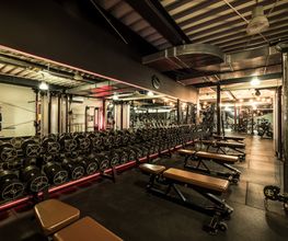 Fitness First Plochingen - Gewichte Training