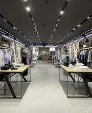 AX Armani Exchange immagine 2