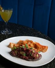 No Man's Land Cocktail Parlor & Eatery image 20