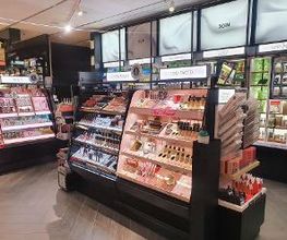 SEPHORA FRIBOURG Bild 3