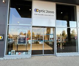 Optic 2000 image 1