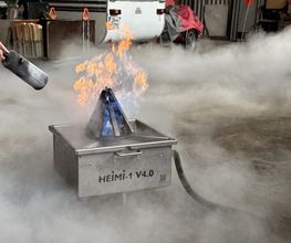 Löschtraining mit einem CO2-Löscher
