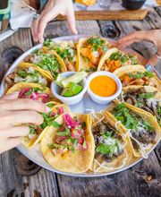 La Mexicana Taco Bar image 18