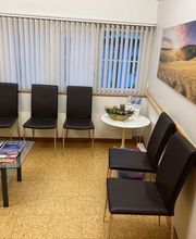 Zahnarztpraxis Lindenhof AG Bild 9