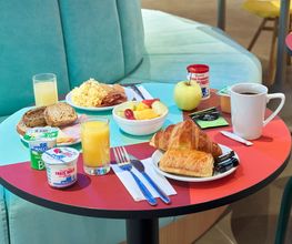 B&B HOTEL Paris 17 Batignolles image 7