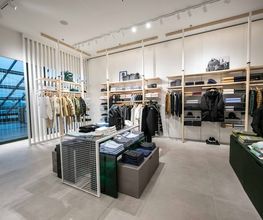 Lacoste Montesson Carrefour image 4