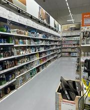 Weldom Solesmes image 5