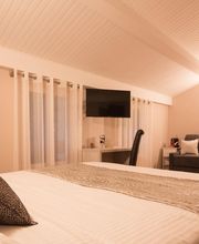 Hôtel Le Petit Casset image 8