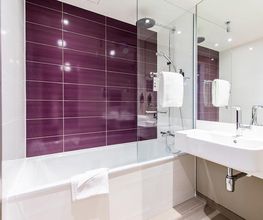 Premier Inn Germany bathroom