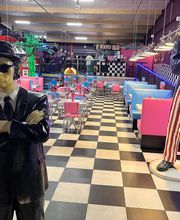 Vintage Cafe 07 image 4