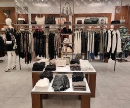 GUESS immagine 9