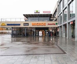 ausserhalb-der-amavita-apotheke-sonnenhof