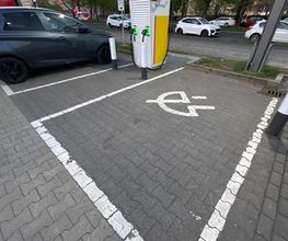 Shell Recharge Charging Station Bild 3