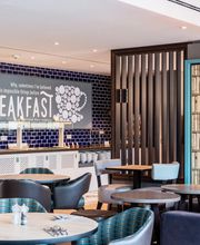 Premier Inn Munich Airport Ost hotel breakfast area