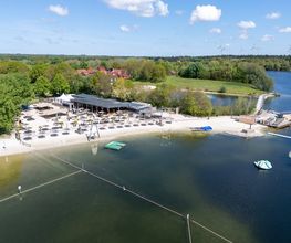 Wohnmobilpark am Badesee Aurich Bild 4