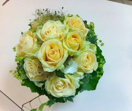 Blumengeschäft Efeulaube Bild 9