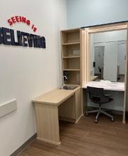 Visionworks Doctors of Optometry Merrillville image 4